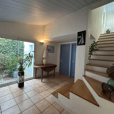 Maison De 6 Pers Avec Piscine A - Fr-1-224b-240 Holiday home *