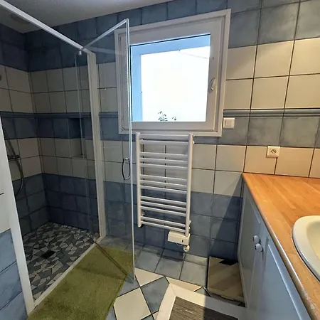 Maison De 6 Pers Avec Piscine A - Fr-1-224b-240 Holiday home La Gueriniere