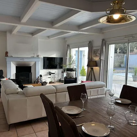 Дом отдыха Maison De 6 Pers Avec Piscine A - Fr-1-224b-240 *