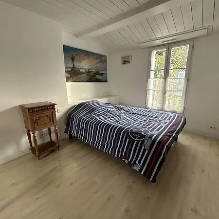 Maison De 6 Pers Avec Piscine à - Fr-1-224b-240 La Guérinière