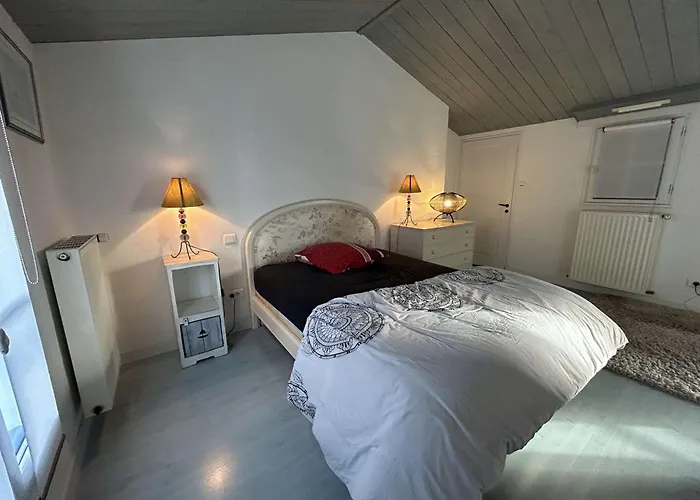 Hébergement de vacances Maison De 6 Pers Avec Piscine à - Fr-1-224b-240 La Guérinière